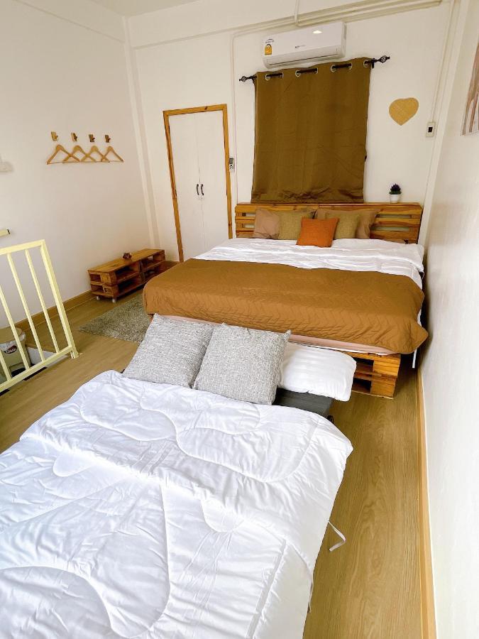Lively And Cozy Canal House ,Entire House Bangkok Esterno foto
