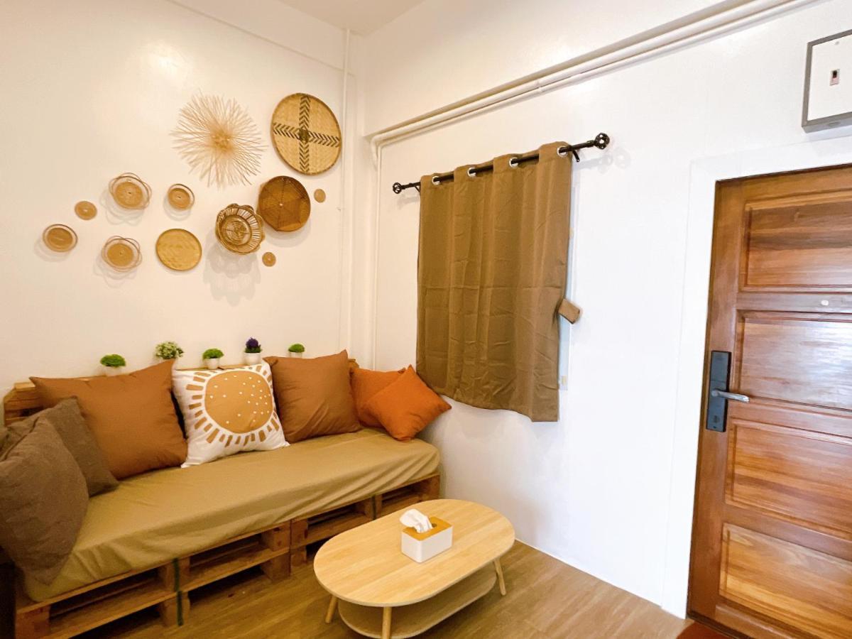 Lively And Cozy Canal House ,Entire House Bangkok Esterno foto